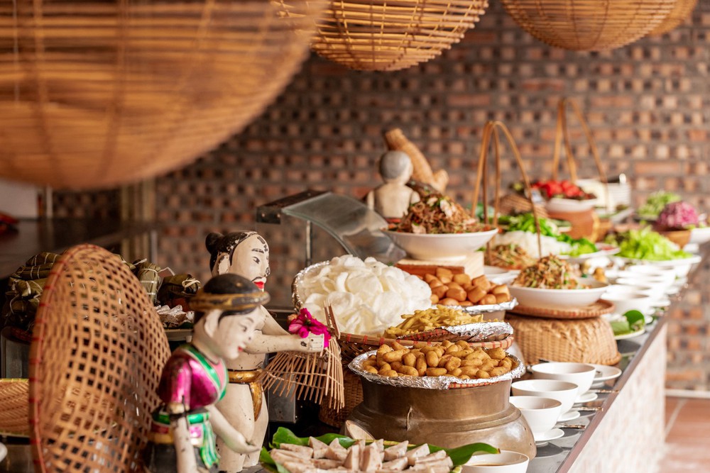 Một địa điểm mới được loạt hoa hậu Quốc tế ghé thăm ngay ở Hà Nội, diễn ra buổi trình diễn đẹp mắt từng đạt kỷ lục