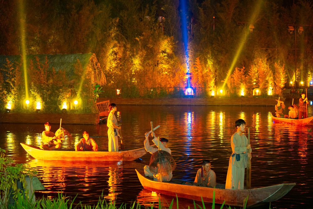 Một địa điểm mới được loạt hoa hậu Quốc tế ghé thăm ngay ở Hà Nội, diễn ra buổi trình diễn đẹp mắt từng đạt kỷ lục