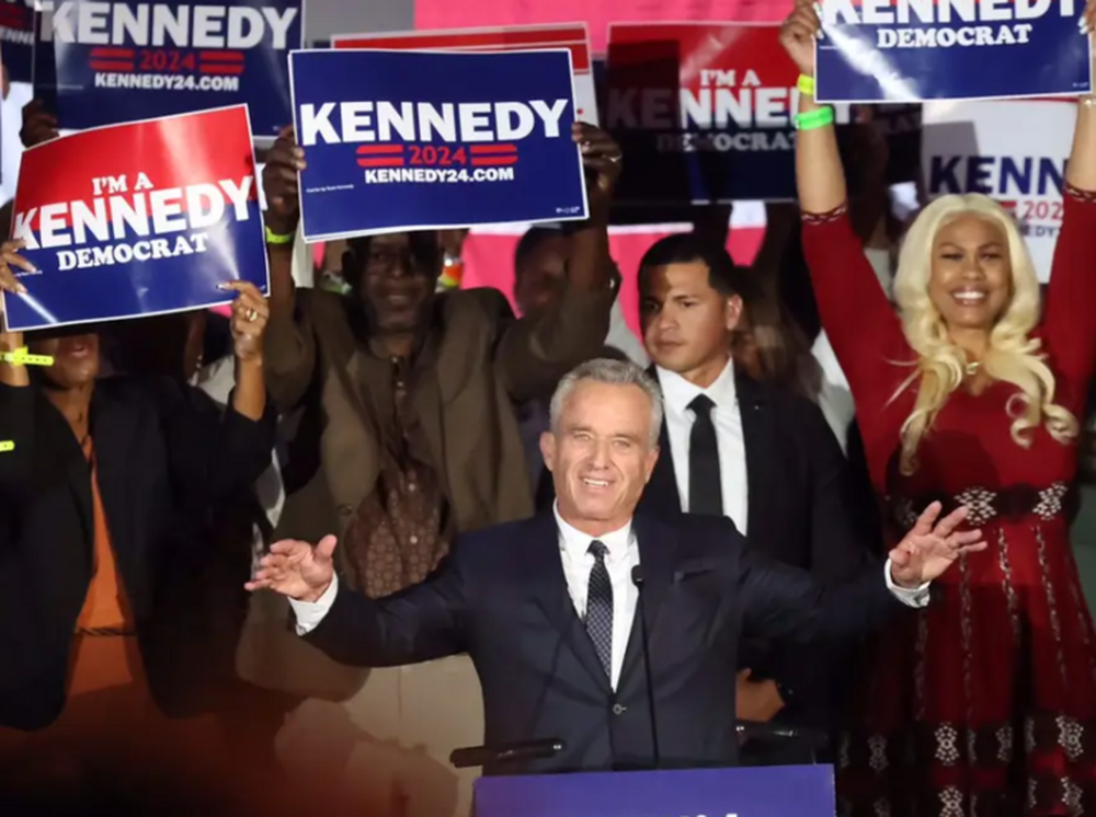 Cháu cố Tổng thống Kennedy tranh cử độc lập, bầu cử Mỹ nóng từ bây giờ - Ảnh 1.