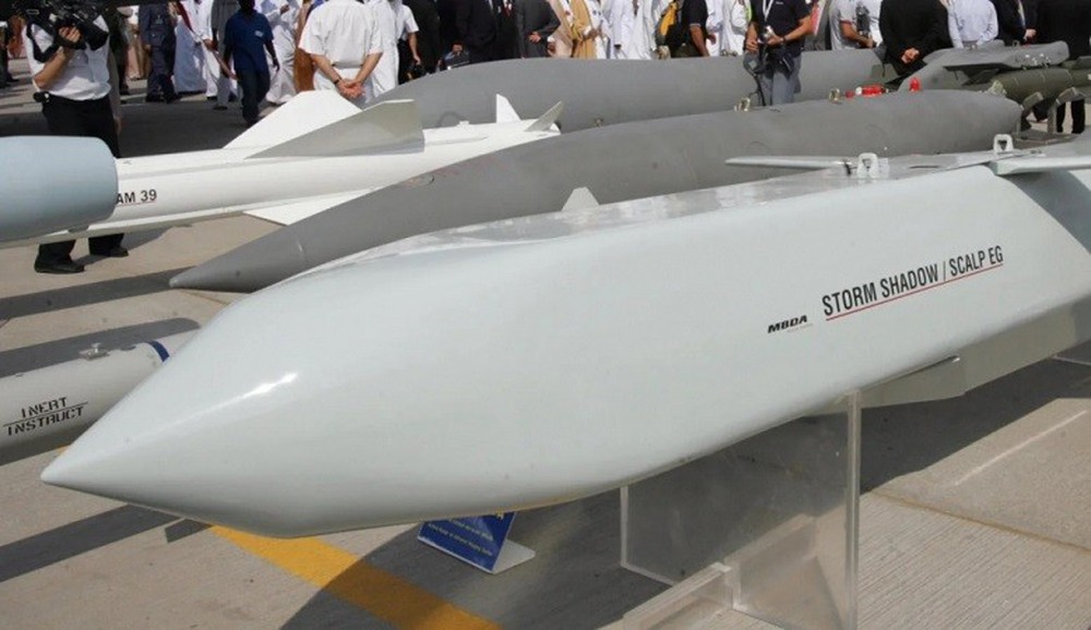 Anh đã gửi những thiết bị quân sự chủ lực nào cho Kiev? - Ảnh 1.