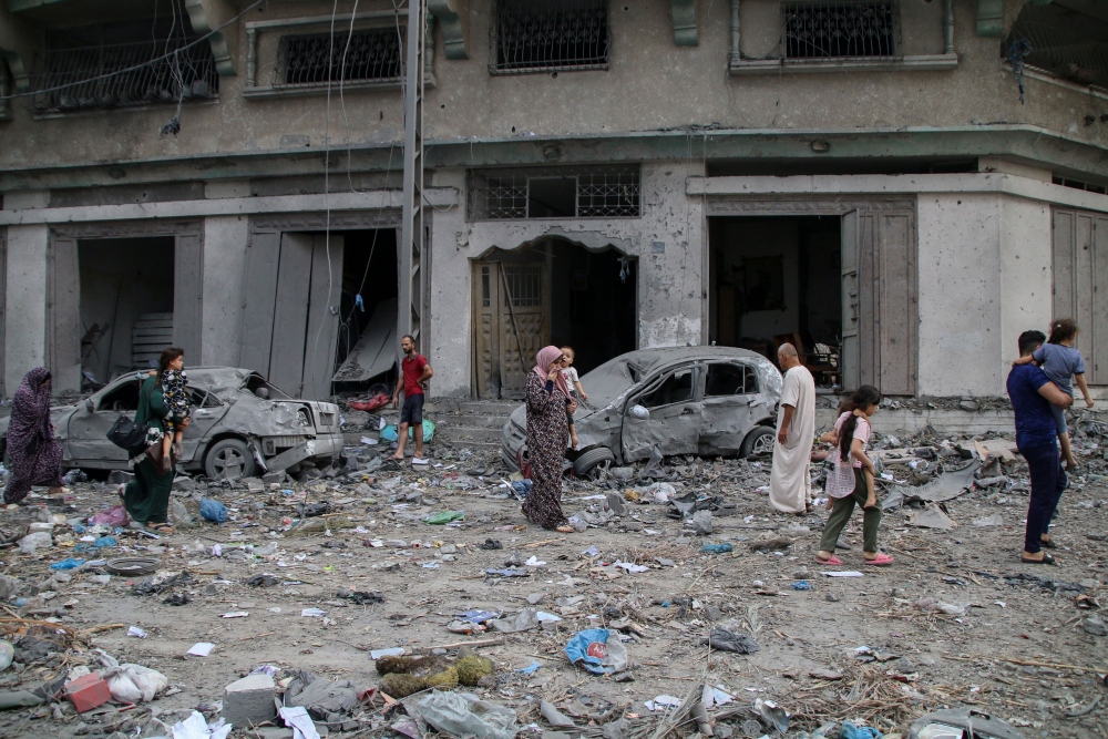 Israel oanh tạc kh&ocirc;ng ngừng nghỉ v&agrave;o Gaza, Hamas tiếp tục bắn t&ecirc;n lửa - Ảnh 1.