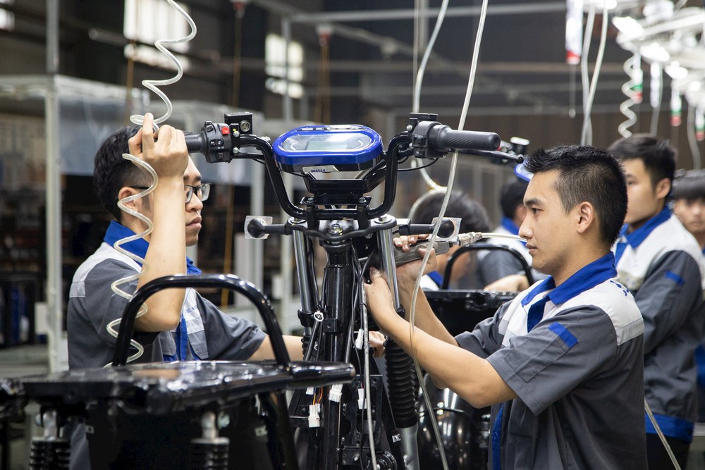 Startup Việt có sản phẩm được ví như iPhone của xe máy điện, sở hữu máy bán pin độc nhất vô nhị, tài xế chỉ mất 16.000 đồng cho 50km chạy xe - Ảnh 1.