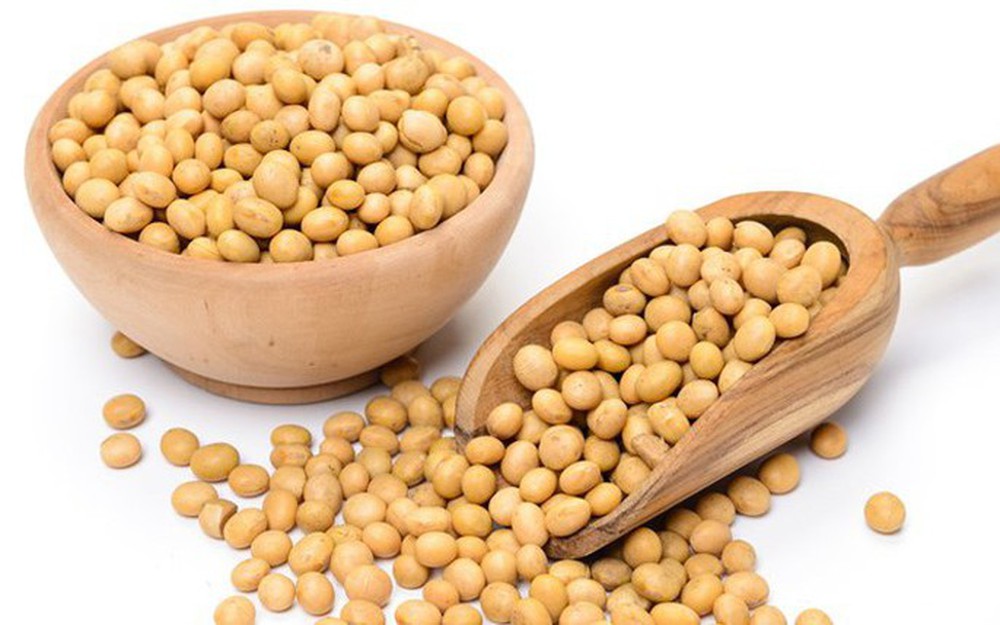 3 người c&ugrave;ng đến xin l&agrave;m gi&uacute;p việc, chủ nh&agrave; lấy 1 t&uacute;i đậu n&agrave;nh để khảo nghiệm: Người kh&ocirc;ng nấu ăn được nhận! - Ảnh 1.