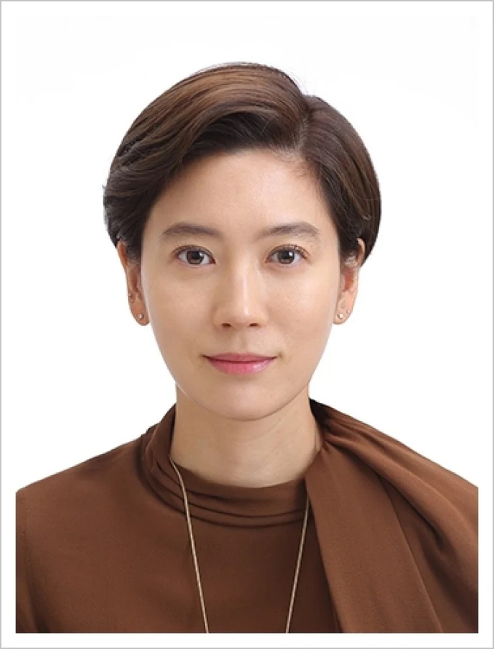Cuộc đời “không tưởng” của vợ cũ Chủ tịch Samsung: Cưới người giàu nhất Hàn Quốc vẫn không hạnh phúc, tự đấu tranh vì cái kết viên mãn - Ảnh 3.