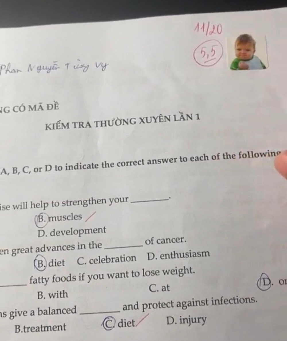 Khi Gen Z đi dạy tiếng Anh, đến lời phê cũng độc lạ khiến học trò: Ủa, alo cô ơi?! - Ảnh 8.