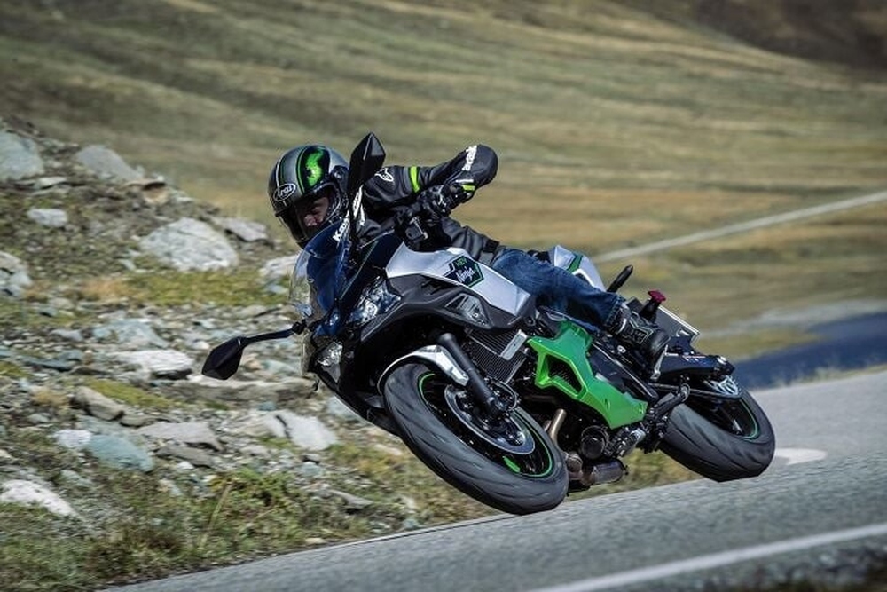 Ảnh chi tiết Kawasaki Ninja 7 Hybrid 2024 - xe mô tô siêu tiết kiệm - Ảnh 11.