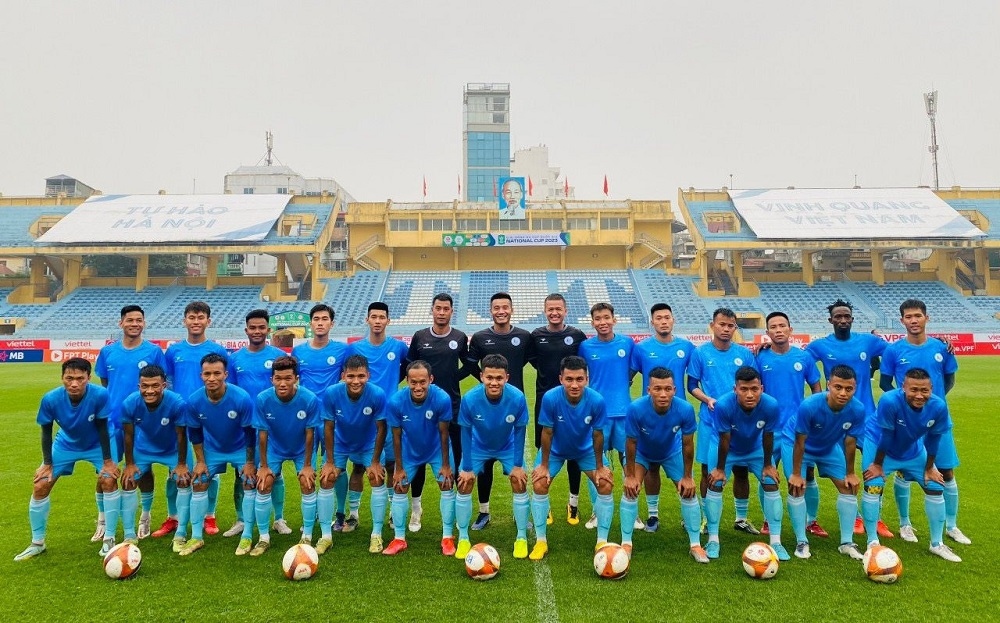 18 cầu thủ CLB Bình Thuận làm đơn tố cáo việc bị cắt xén tiền thưởng - Ảnh 1.