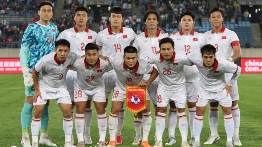 Lịch thi đấu bóng đá hôm nay 13/10: ĐT Việt Nam chạm trán ĐT Uzbekistan - Ảnh 1.