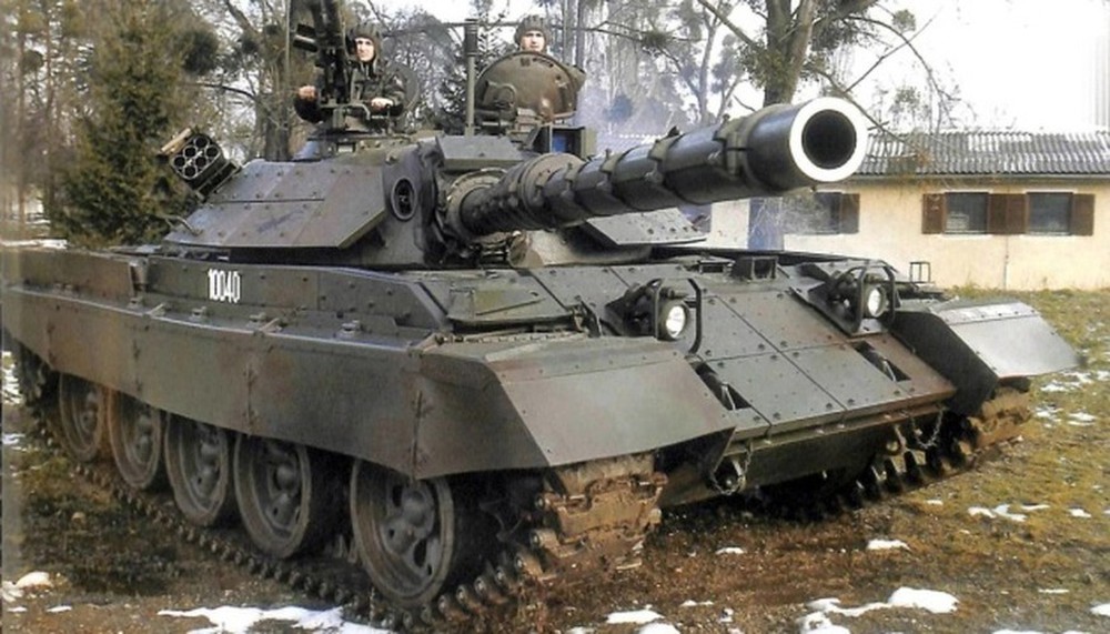 Xe tăng M-55S sẽ bắn loại đạn đặc biệt nguy hiểm do Mỹ cung cấp? - Ảnh 8.