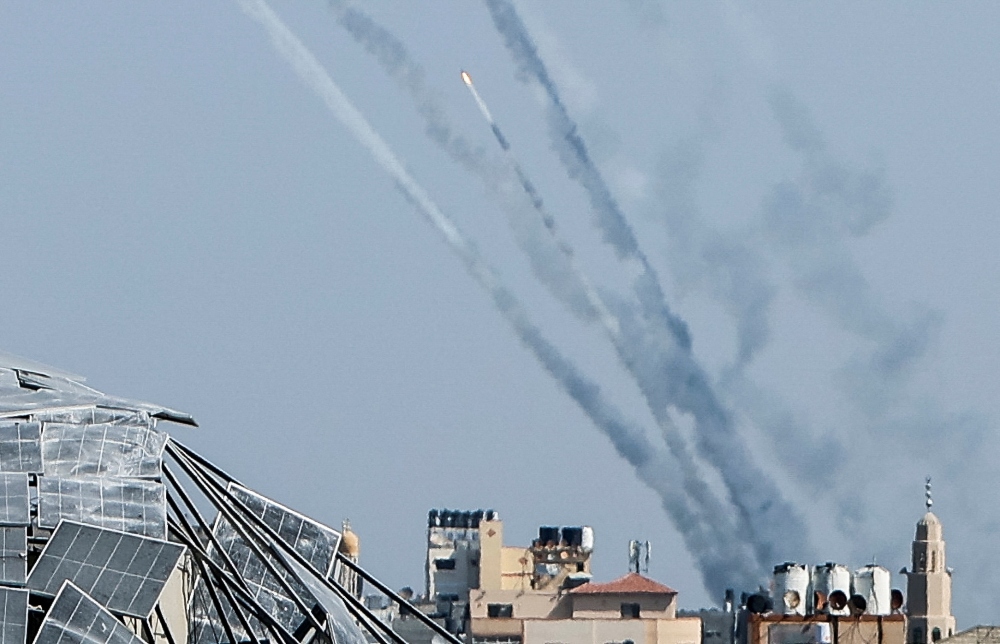 Hội đồng Bảo an họp kín giữa bối cảnh căng thẳng leo thang ở dải Gaza - Ảnh 1.