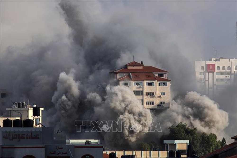 Xung đột Israel – Hamas: ‘Trùm’ không quân Hamas thiệt mạng; Israel mở hành lang sơ tán ở Dải Gaza - Ảnh 1.