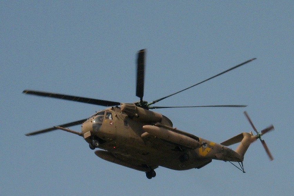 Israel thiệt hại nặng khi trực thăng khổng lồ CH-53 bị Hamas bắn hạ - Ảnh 5.