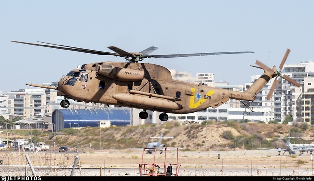 Israel thiệt hại nặng khi trực thăng khổng lồ CH-53 bị Hamas bắn hạ - Ảnh 8.