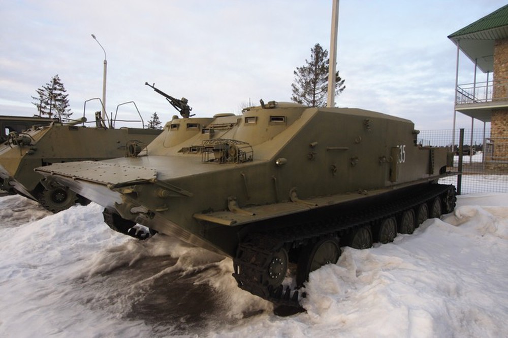 Quân đội Nga mất thiết giáp chở quân BTR-50 hàng hiếm - Ảnh 6.
