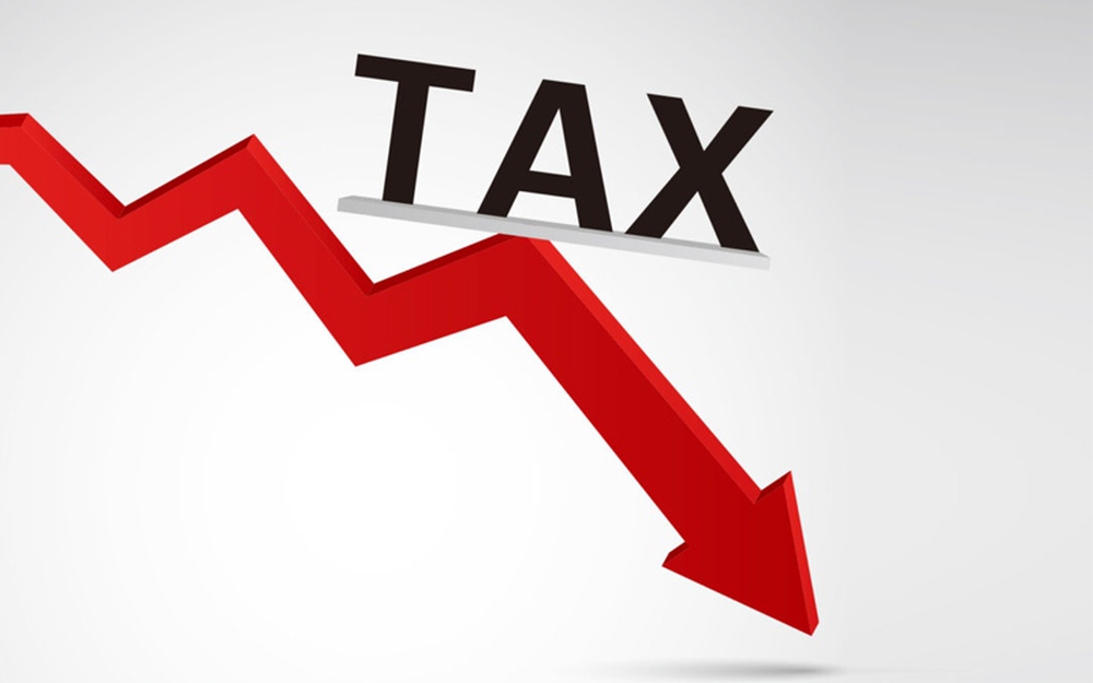 Bộ Tài chính đề xuất giảm thuế VAT 2% tới giữa năm 2024 - Ảnh 1.