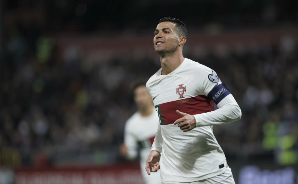 Kết quả vòng loại EURO 2024 mới nhất: Ronaldo ghi cú đúp, Bồ Đào Nha thắng 5 sao - Ảnh 3.