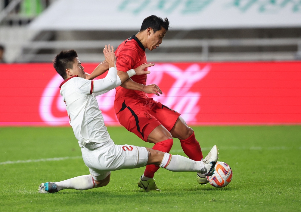 Trực tiếp ĐT Hàn Quốc 2-0 ĐT Việt Nam: Tiến Anh suýt ghi siêu phẩm - Ảnh 1.