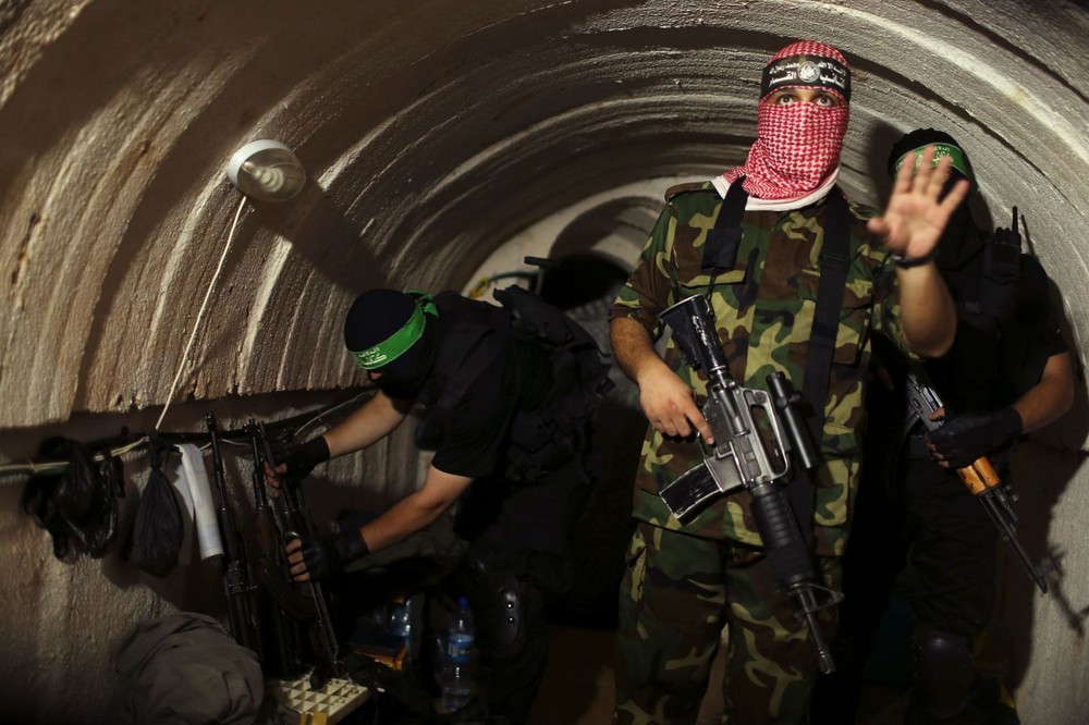 Nguy hiểm Israel sẽ đối mặt khi tiến hành chiến dịch trên bộ ở Gaza - Ảnh 2.
