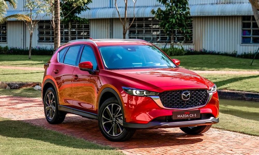 Xe nào mới ra mắt cũng so Mazda CX-5 - thử đem ‘tân binh’ xe điện VinFast VF 6 đối đầu CX-5 sẽ thế nào? - Ảnh 2.