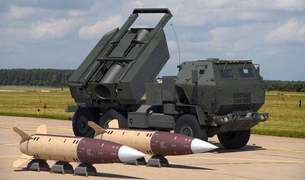 Mỹ sẽ liên tục cung cấp tên lửa ATACMS cho Kyiv - Ảnh 2.
