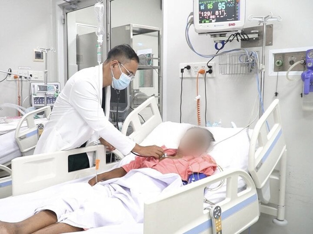 Bệnh nhân ngộ độc sữa ở Tiền Giang: Tiến triển nặng chỉ sau 30 phút - Ảnh 1.