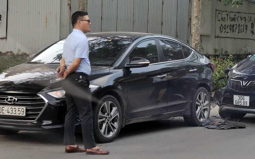 Ảnh TNGT: VinFast Fadil bất cẩn đâm nát đuôi Hyundai Elantra - Ảnh 4.