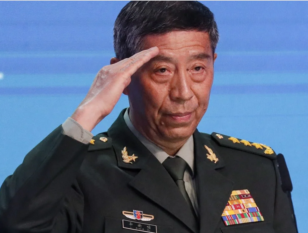 Trung Quốc cách chức bộ trưởng quốc phòng - Ảnh 1.