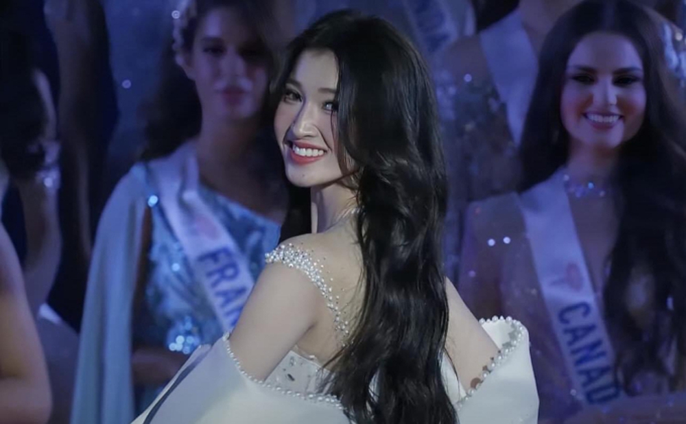 Chung kết Miss International: Phương Nhi chính thức lọt Top 15, nhan sắc ngọt ngào nổi bật - Ảnh 4.