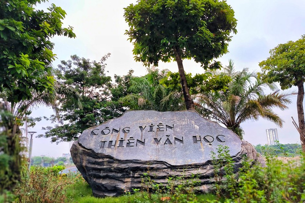 Hà Nội: Cận cảnh công viên được chi hàng trăm tỷ dù đã hoàn thiện nhưng vẫn để hoang hoá - Ảnh 3.