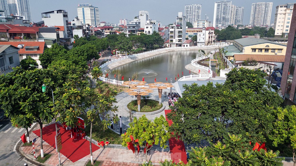 Khám phá công viên rộng gần 14.000m2 vừa khánh thành ở Long Biên - Ảnh 2.