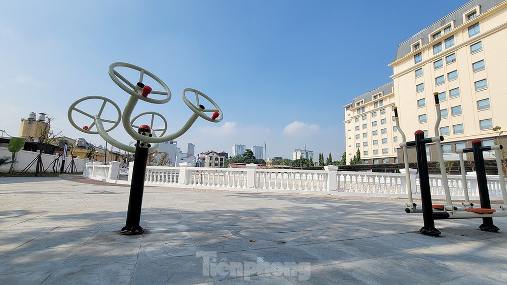 Khám phá công viên rộng gần 14.000m2 vừa khánh thành ở Long Biên - Ảnh 10.