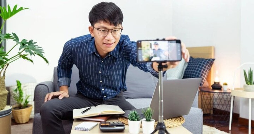 Hướng dẫn dùng điện thoại Android làm webcam cho máy tính - Ảnh 1.