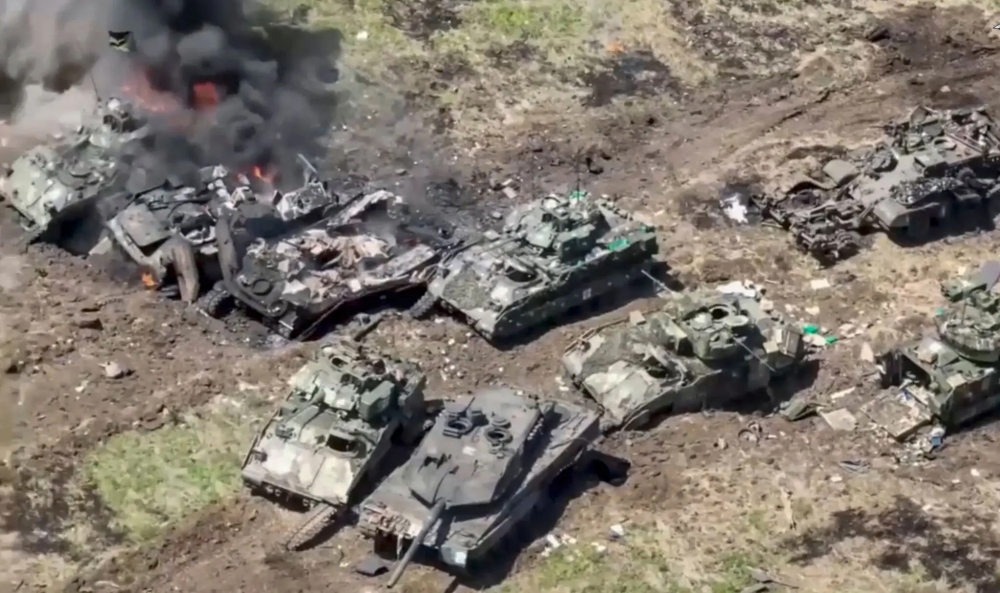 Nga tuyên bố phá hủy 4 xe tăng Leopard trong một ngày ở Zaporizhzhia - Ảnh 1.