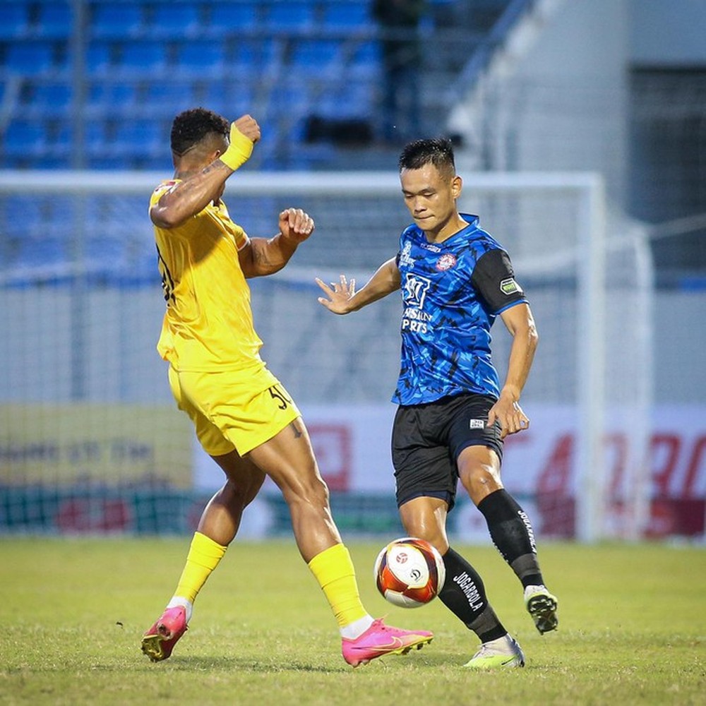CLB TP HCM thoát thua trước tân binh V-League - Ảnh 1.