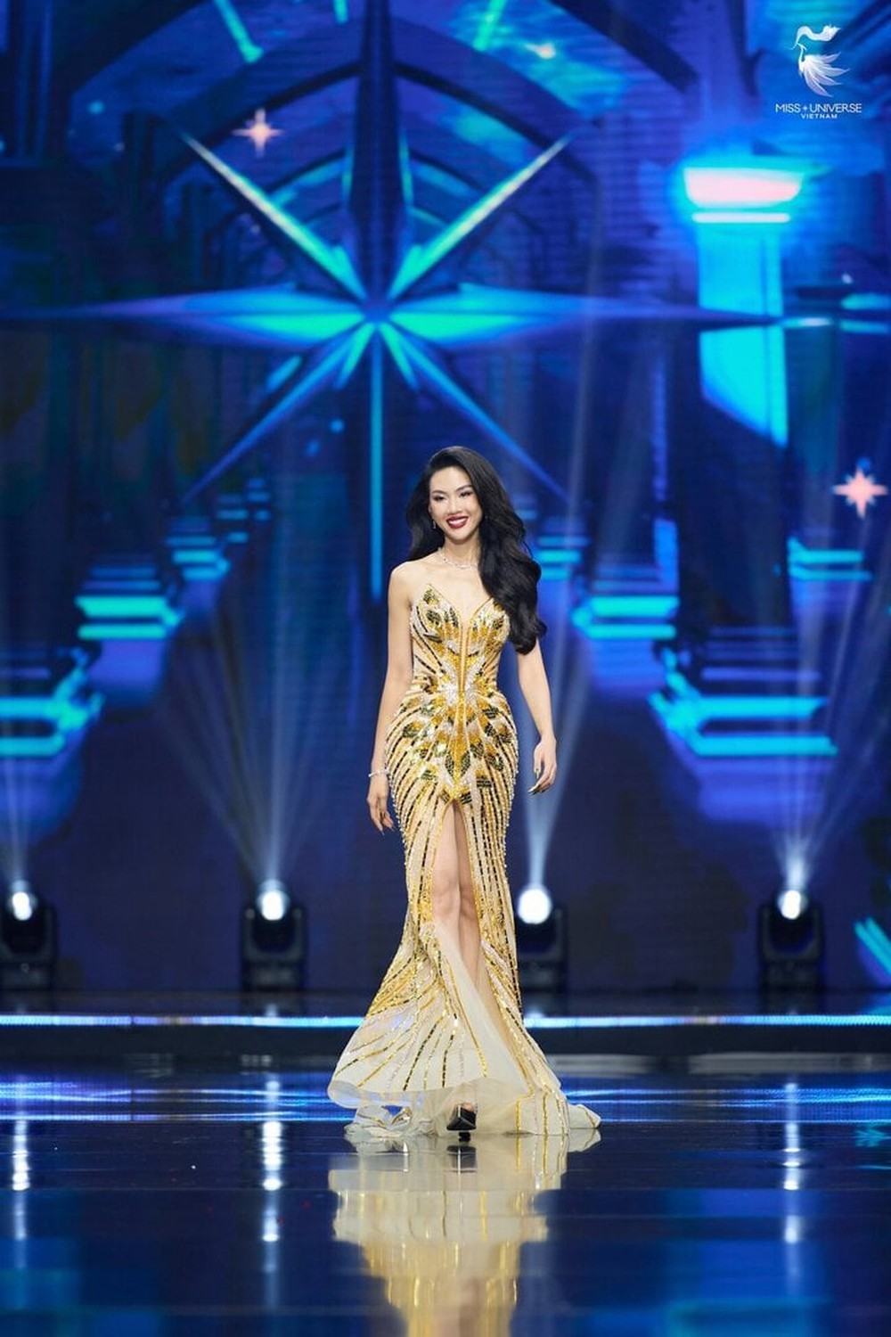 Ồn ào Hoa hậu Bùi Quỳnh Hoa bị tố mua giải: Miss Universe thế giới lên tiếng - Ảnh 2.