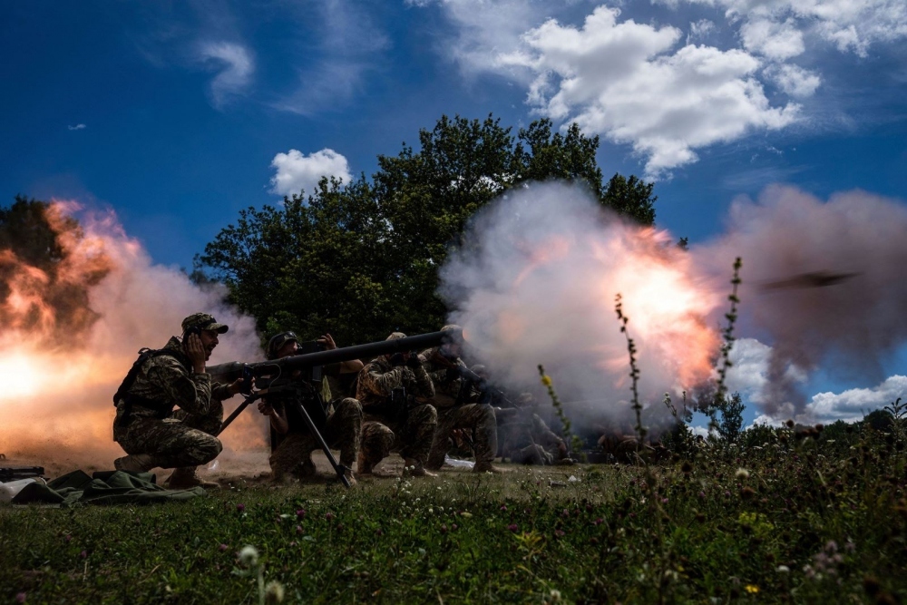 Mặt trận Nam Donetsk: Điềm báo cho cuộc phản công của Ukraine? - Ảnh 1.