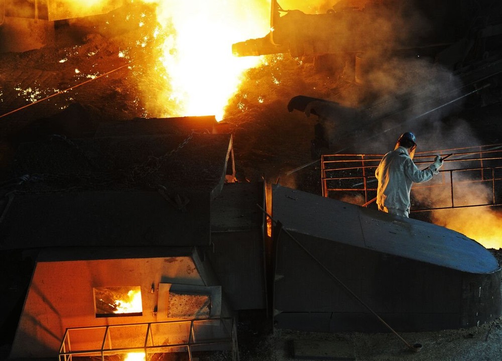 Trung Quốc bóp phanh: Nhà máy sản xuất quặng sắt lớn nhất thế giới đứng trước tương lai u ám, nguy cơ bị bỏ lại phía sau - Ảnh 1.