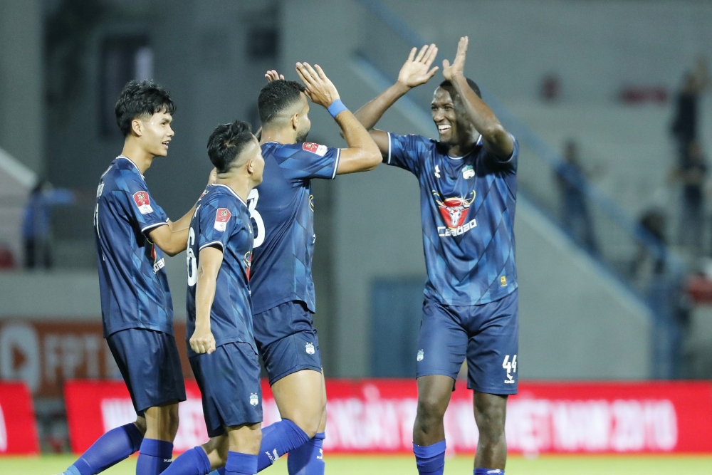 Chuyển nhượng V-League: Ngoại binh HAGL chia sẻ bất ngờ trước tin bị thanh lý - Ảnh 1.