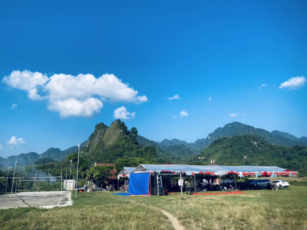 Double2T bắc rạp khao cả làng sau chiến tích ở Rap Việt: Netizen nhẩm tính hơn cả nghìn khách, cách 40km cũng đến dự - Ảnh 4.