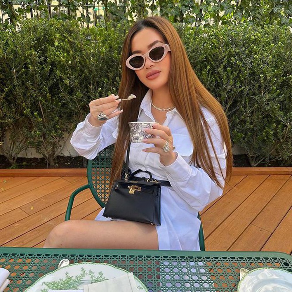 Mẹ đơn thân gốc Việt trở thành vợ tỷ phú Mỹ tiết lộ tiêu chí chọn con dâu hào môn tương lai