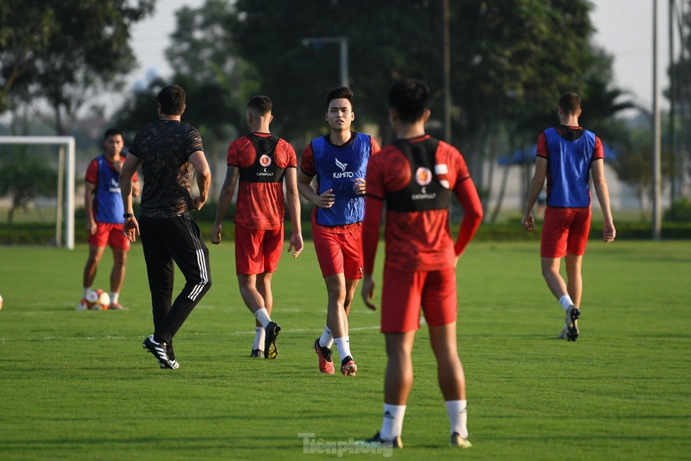 Tân binh của CAHN Bùi Hoàng Việt Anh, chuyên gia ‘săn’ Siêu cúp - Ảnh 2.