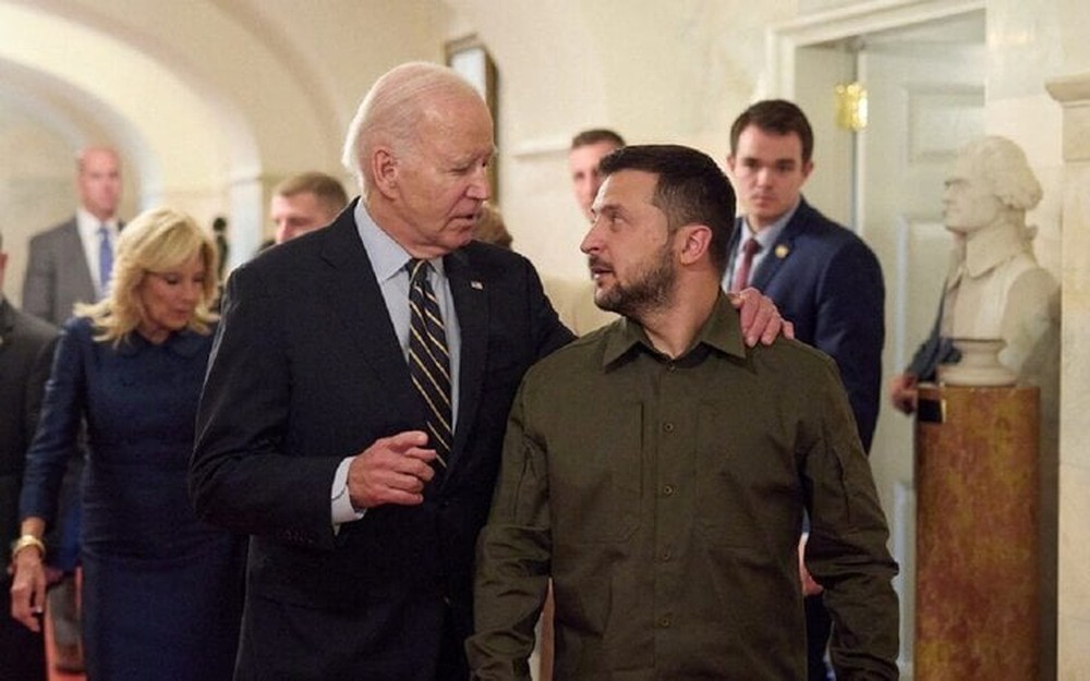 Ông Biden cân nhắc gói viện trợ khổng lồ một lần là xong cho Ukraine - Ảnh 1.