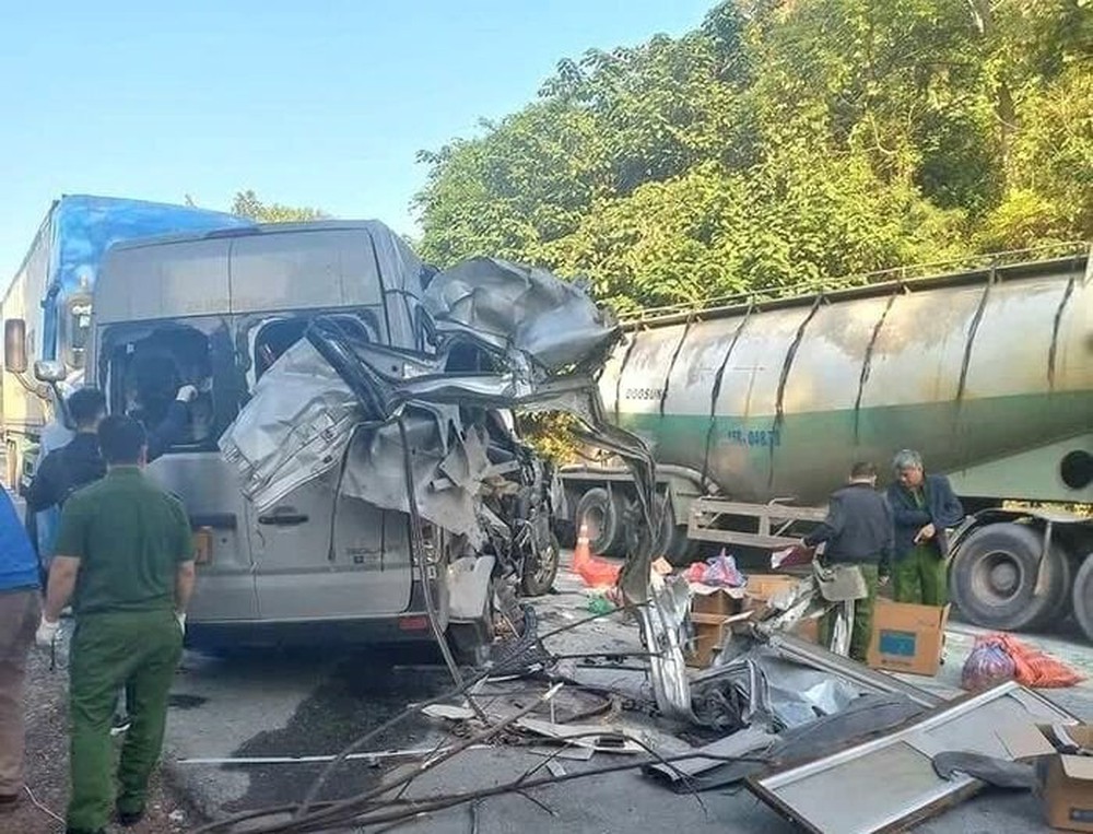 Tai nạn 5 người chết ở Lạng Sơn: Tài xế xe khách chạy 60-70km/h - Ảnh 2.