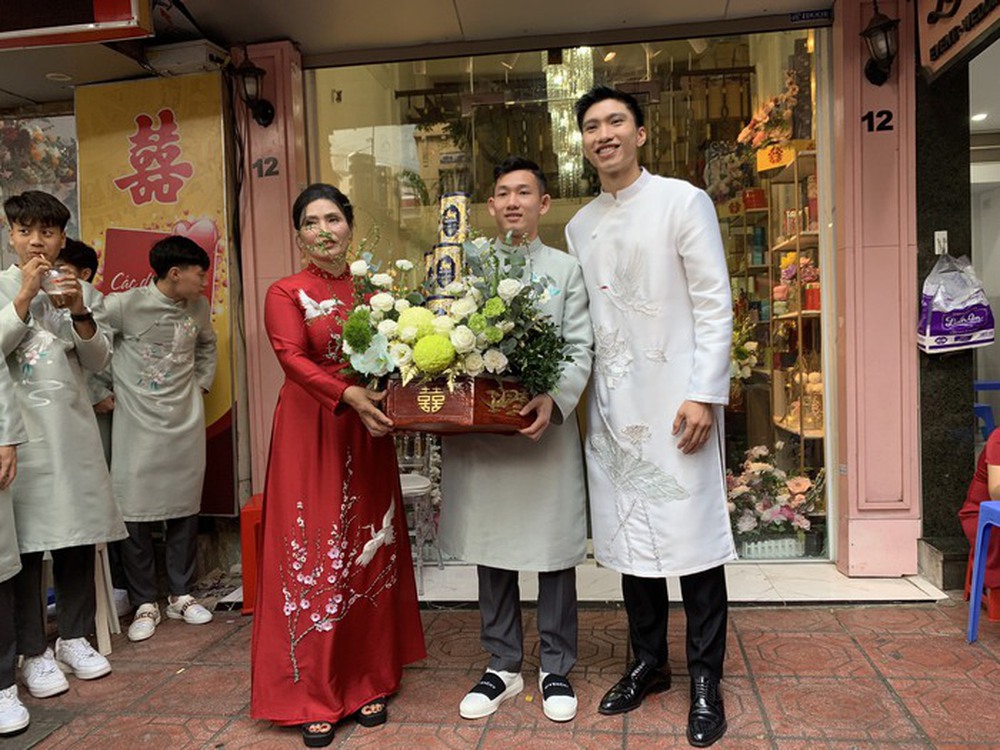 Dàn hotboy bê tráp tươi rói cùng chú rể Đoàn Văn Hậu trước thềm đám hỏi - Ảnh 7.