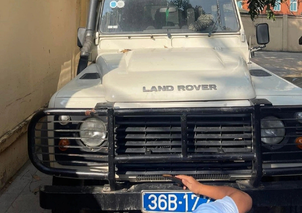 Người trúng đấu giá nói lý do bỏ 3 tỉ đồng mua xe ôtô biển xanh thanh lý - Ảnh 2.