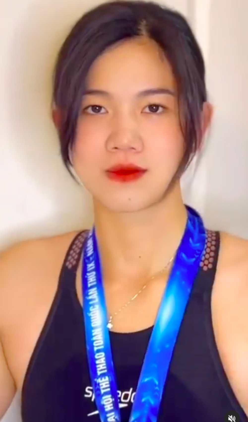 Nhan sắc thăng hạng ở tuổi 27 của tiểu tiên cá Ánh Viên sau khi giải nghệ - Ảnh 8.