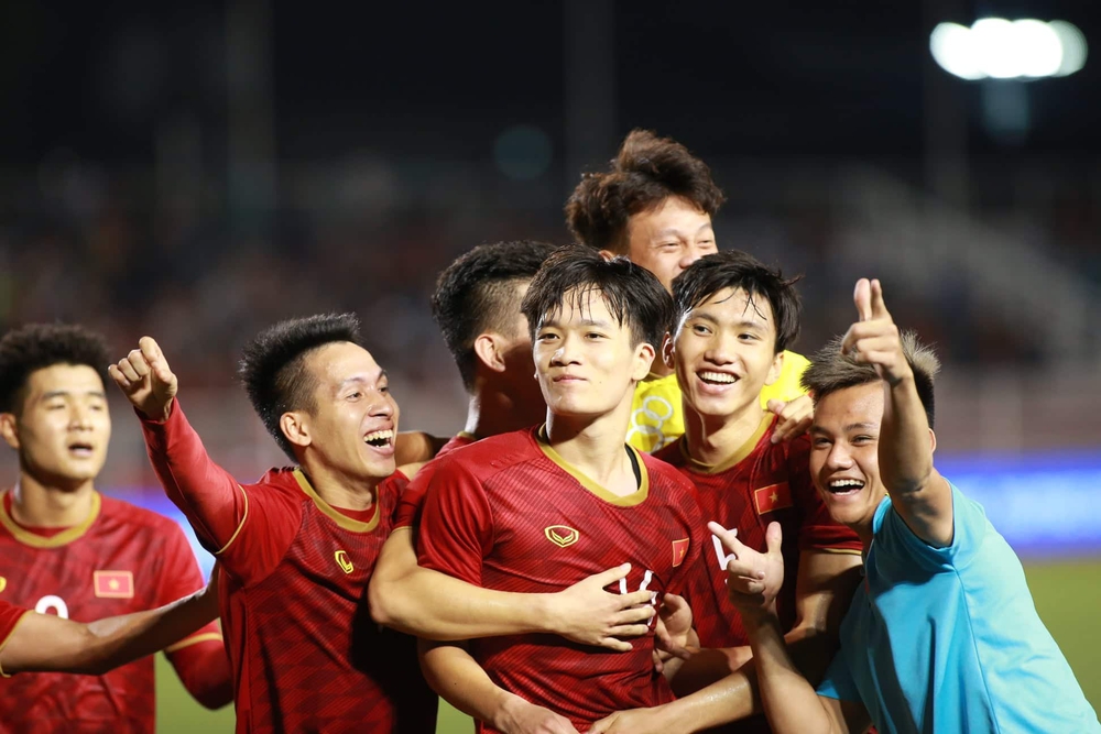 Vòng loại World Cup: Vũ khí đặc biệt của tuyển Philippines hóa ra lại không làm khó được HLV Troussier? - Ảnh 2.