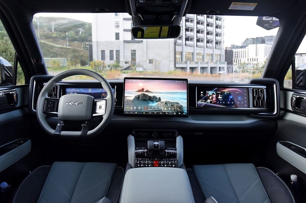 Toyota Land Cruiser Prado của Trung Quốc vừa trình làng đã gây sốt: Thiết kế cực đỉnh, nội thất ngập công nghệ có giá hơn 950 triệu đồng - Ảnh 7.
