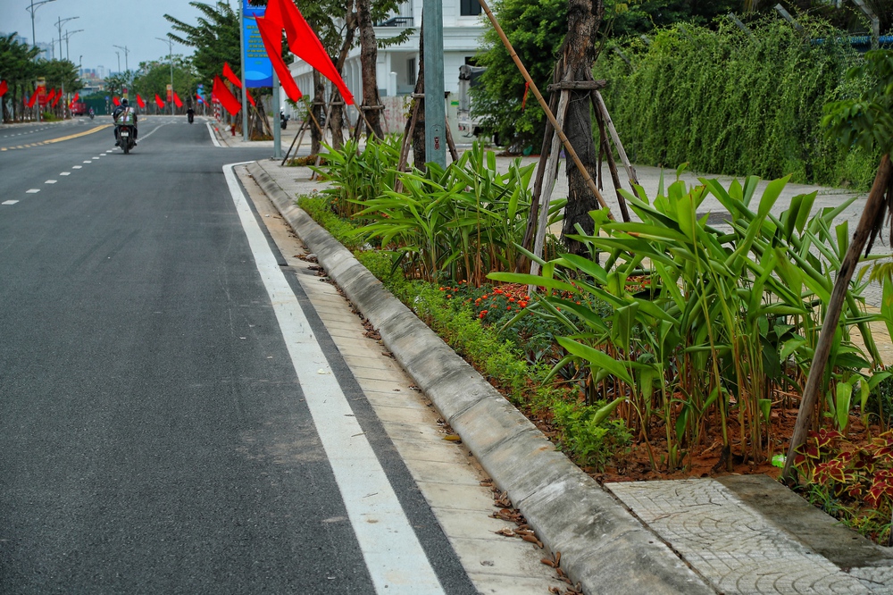 Hà Nội: Từ nhà ‘siêu mỏng, siêu méo’ đến cuộc sống mới ven tuyến đường đầu tư hơn 500 tỷ đồng - Ảnh 11.