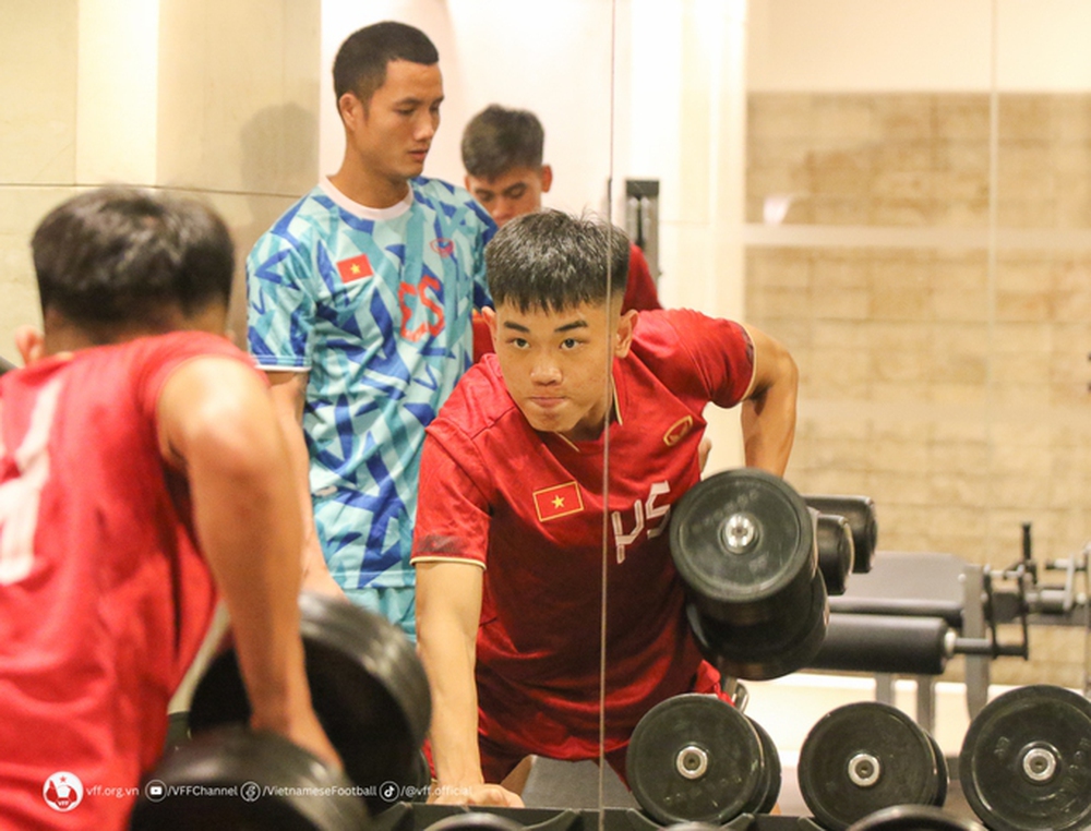 Vòng loại World Cup 2026: Chờ tuyển thủ trẻ Việt Nam thể hiện đẳng cấp - Ảnh 2.